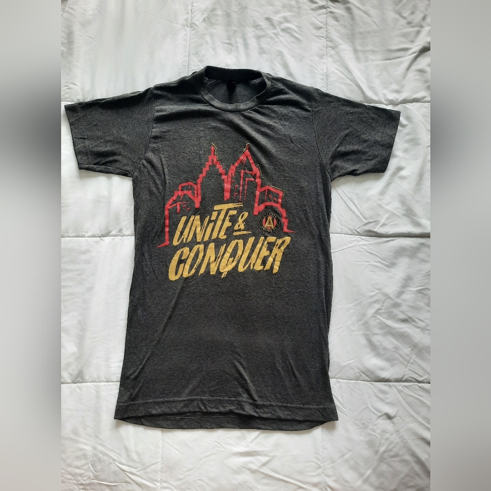 Gray Atlanta United Women's Fit Graphic Tee